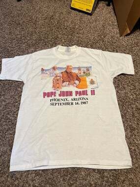 RARE VINTAGE 1987 Pope John Paul II INTERNET ENTERTAINMENT GROUP SHIRT...